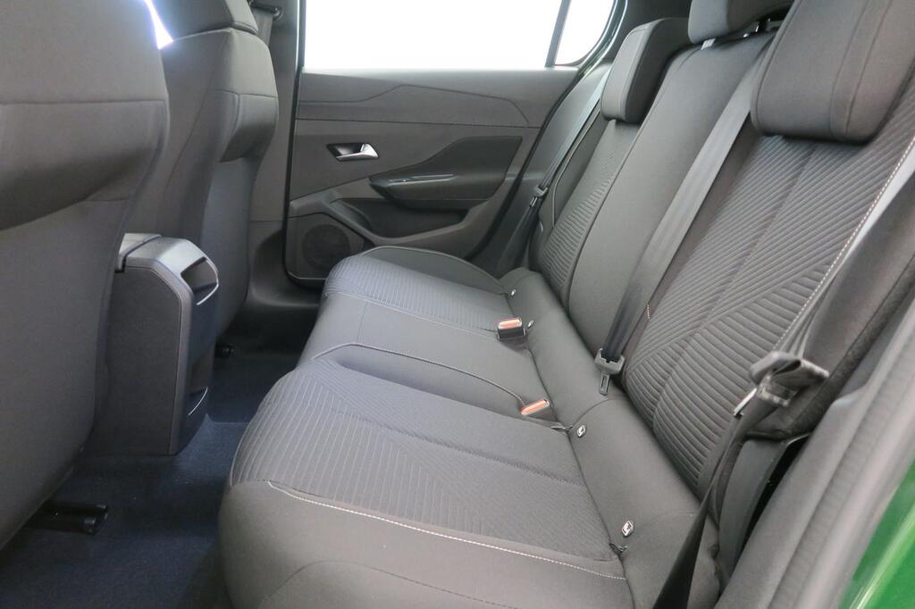 Peugeot 308 5P Active Hybrid 180 eEAT8 18