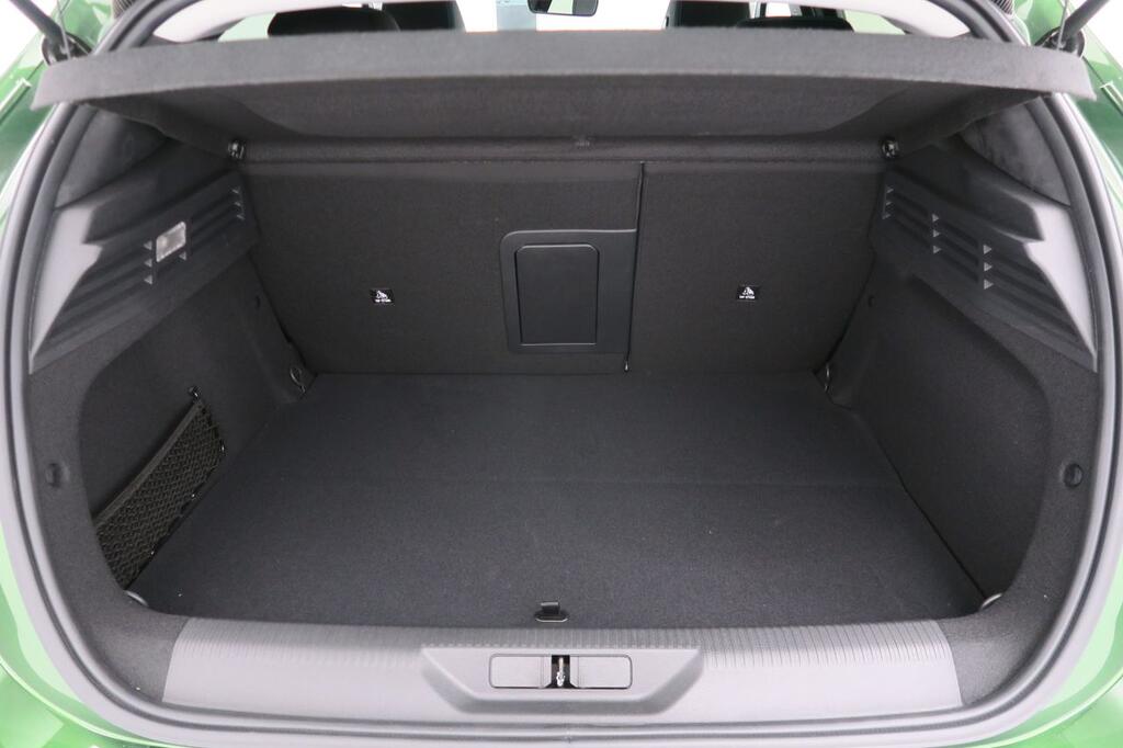Peugeot 308 5P Allure Hybrid PHEV 180 e-EAT8 17