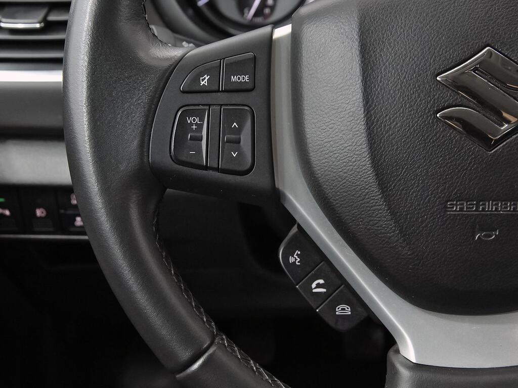 Suzuki SCross 1.4T S2 4WD Mild Hybrid 17