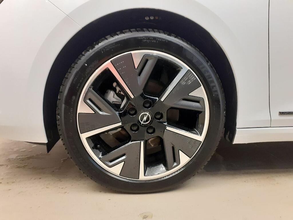 Opel Astra 54kWh GS Auto 12