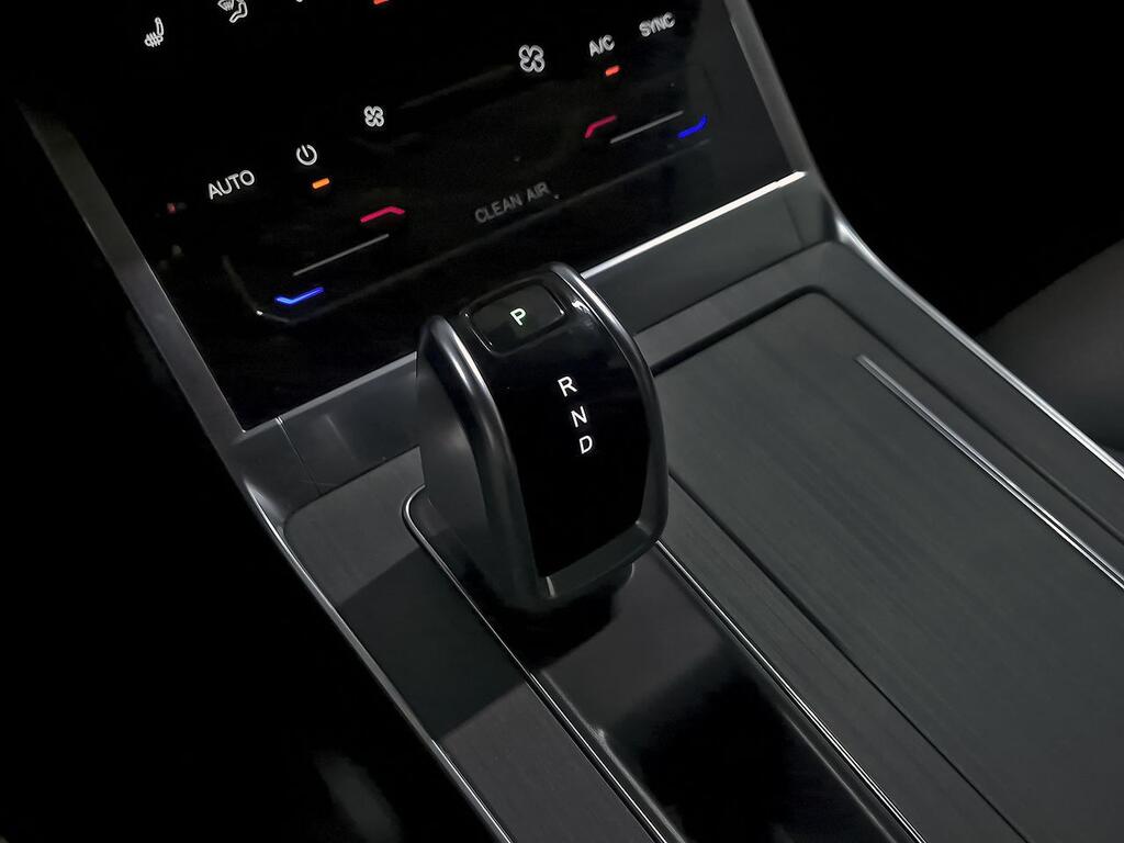 Ebro S400 1.5 DHE HEV Excellence CVT 29