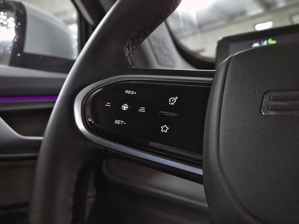 Ebro S400 1.5 DHE HEV Excellence CVT 17