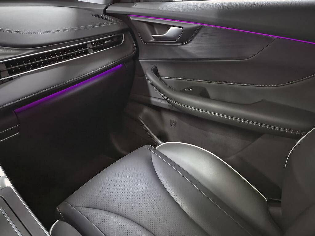 Ebro S400 1.5 DHE HEV Excellence CVT 31