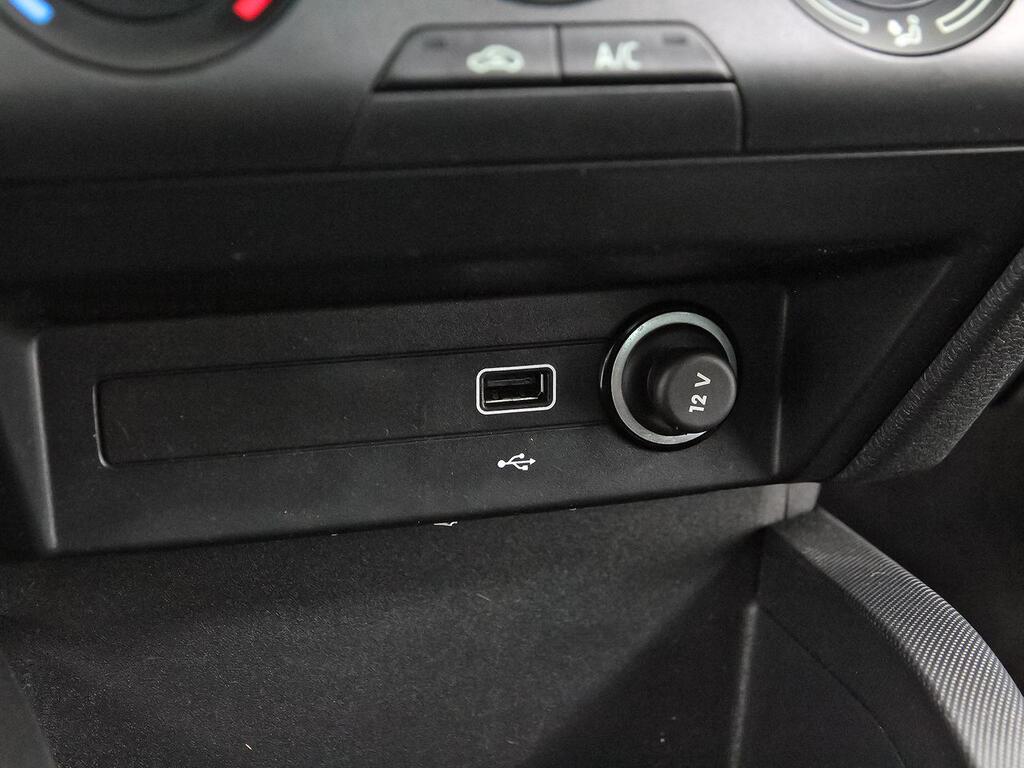 Skoda Fabia 1.0 TSI 70KW (95cv) Ambition 23