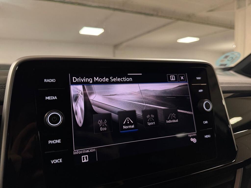 Volkswagen T-Roc R-Line 2.0 TDI 110kW (150CV) DSG 14