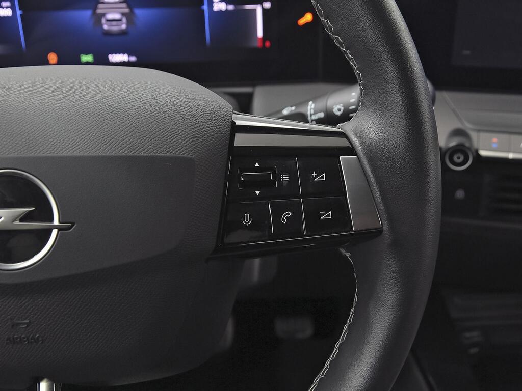 Opel Astra 1.2T XHT 96kW (130CV) Elegance 15