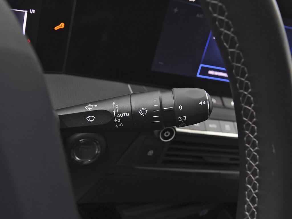 Opel Astra 1.2T XHT 96kW (130CV) Elegance 13