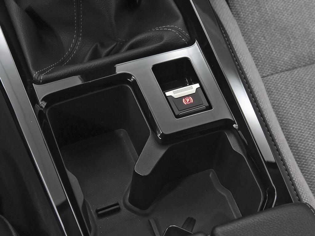 Opel Astra 1.2T XHT 96kW (130CV) Elegance 31