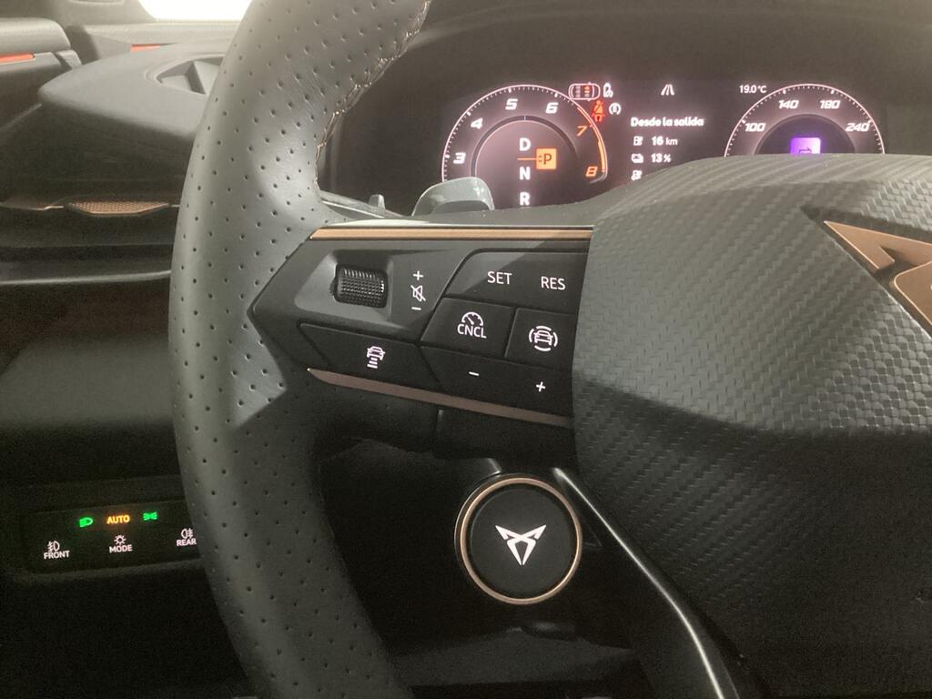 Cupra Terramar 1.5 TSI e-Hybrid 150kW (204 CV) DSG 11