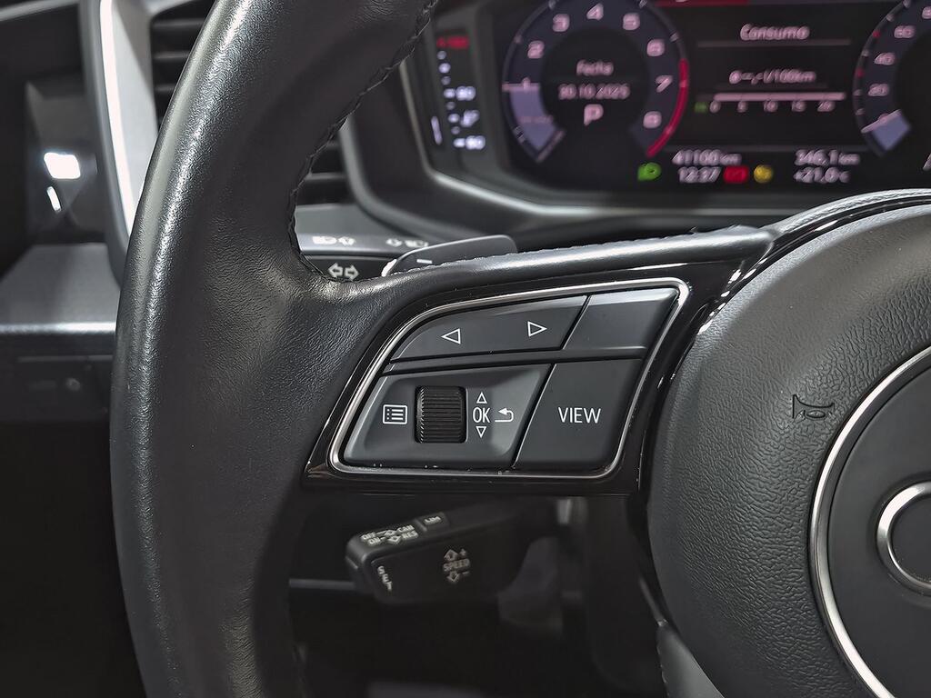 Audi A1 Sportback Black line 30 TFSI 85kW S tron 18