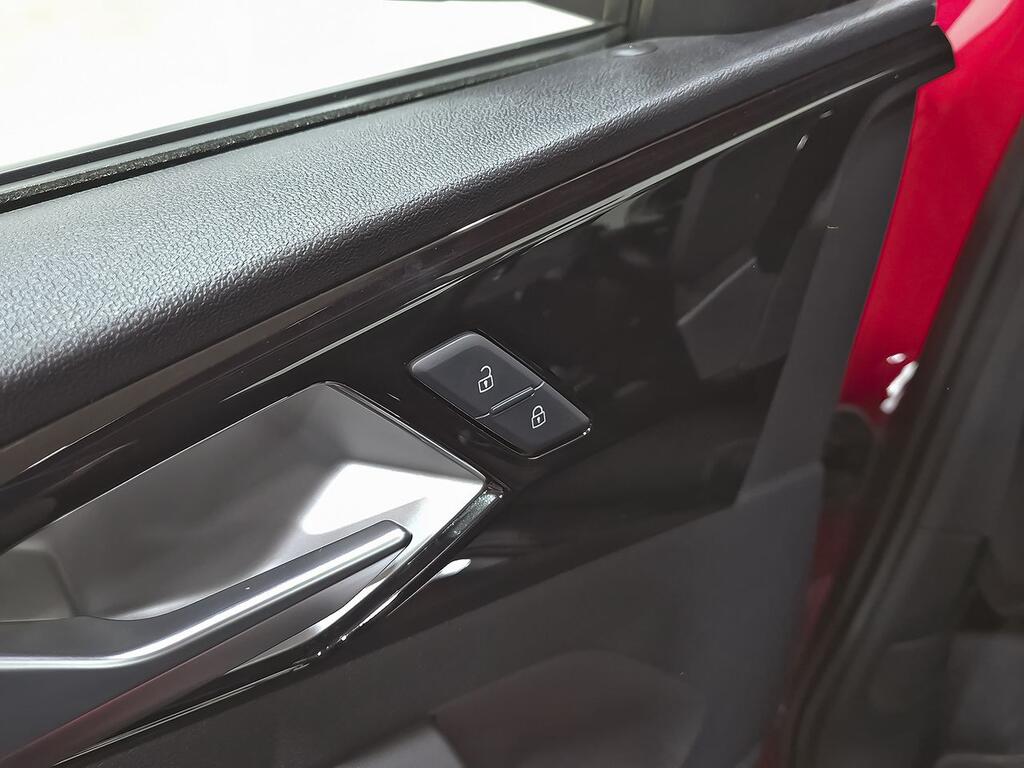 Audi A1 Sportback Black line 30 TFSI 85kW S tron 12