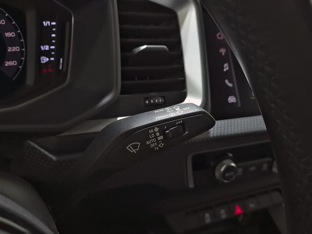 Audi A1 Sportback Black line 30 TFSI 85kW S tron 17