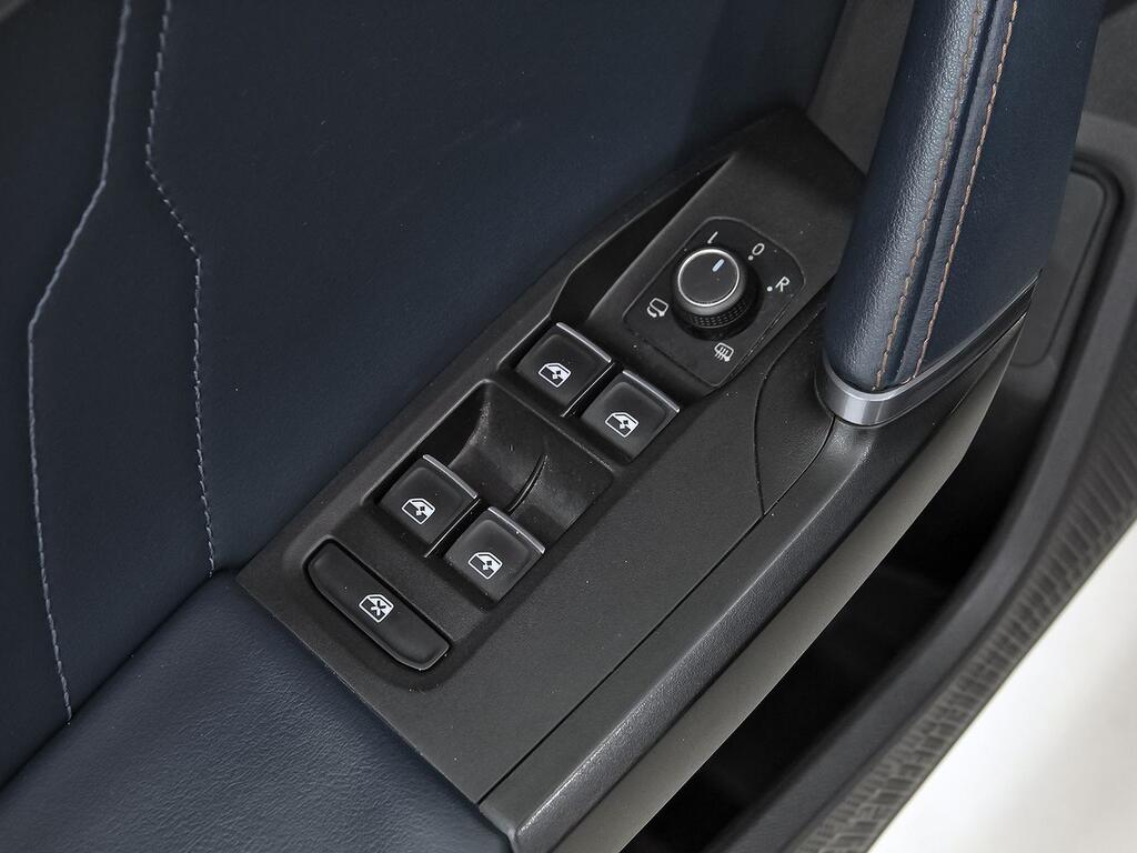 Cupra Formentor 2.0 TSI 228kW) 4Drive DSG L Ed Petrol M 11