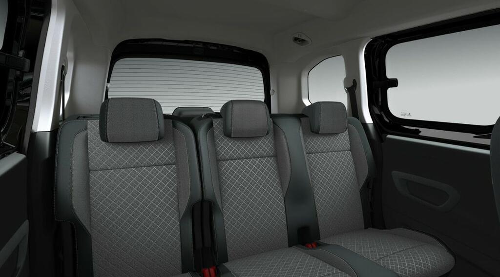 Opel Combo Cargo 1.5 TD 74KW SWB 4P 5