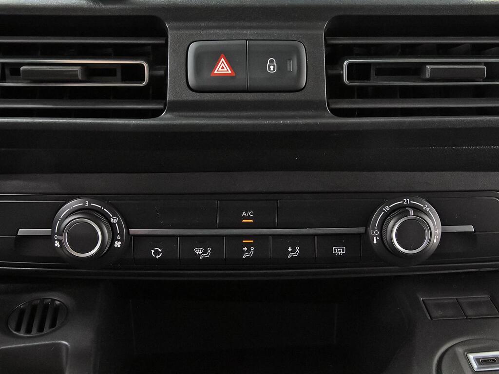 Opel Combo Cargo 1.5 TD 100 LIFE BUSINESS EDIT. PLUS 5P (N1) 27