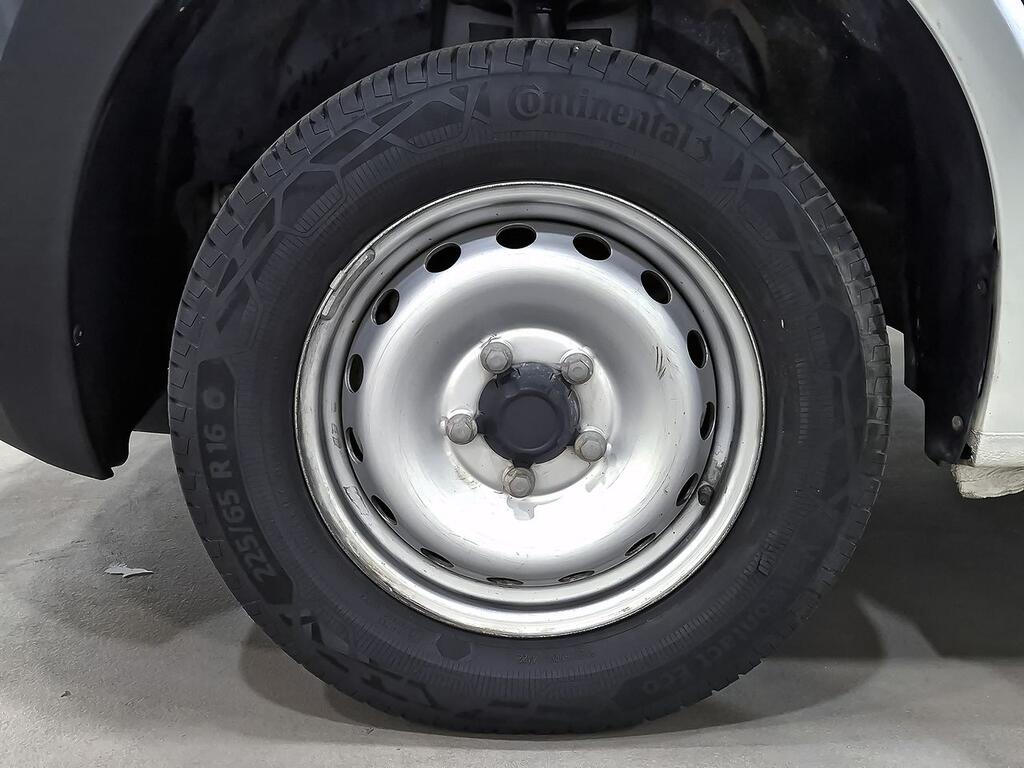 Nissan Interstar 2.3DCI 135 COMFORT L1H1 3.5T FWD 4P 11