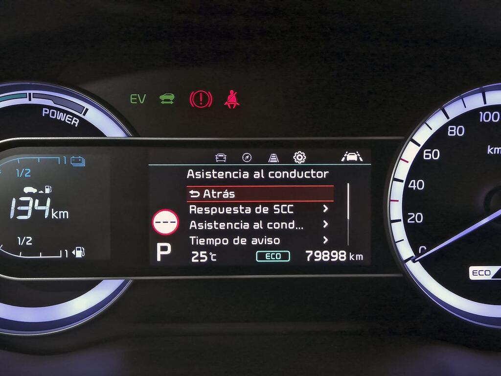 Kia Niro 1.6 GDi HEV 104kW (141CV) Drive 23