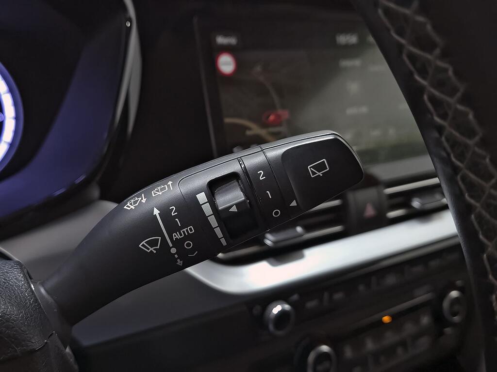 Kia Niro 1.6 GDi HEV 104kW (141CV) Drive 15