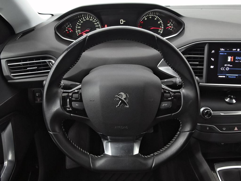 Peugeot 308 5p Style PureTech 110 S&S 6 Vel. MAN 17