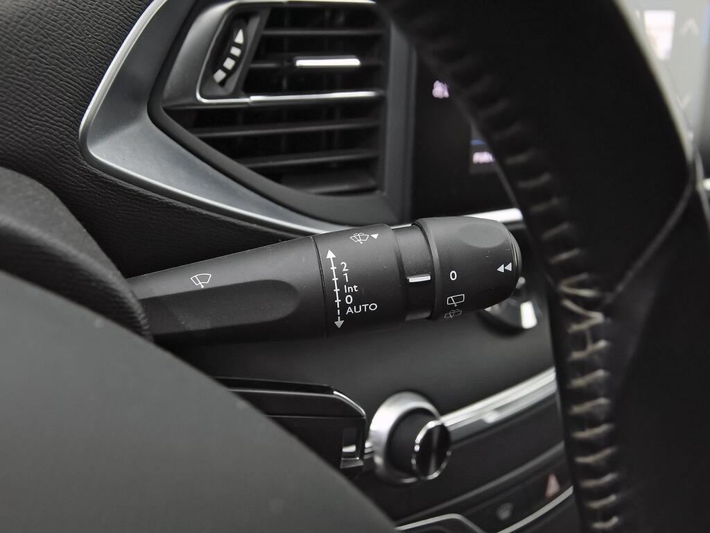 Peugeot 308 5p Style PureTech 110 S&S 6 Vel. MAN 14