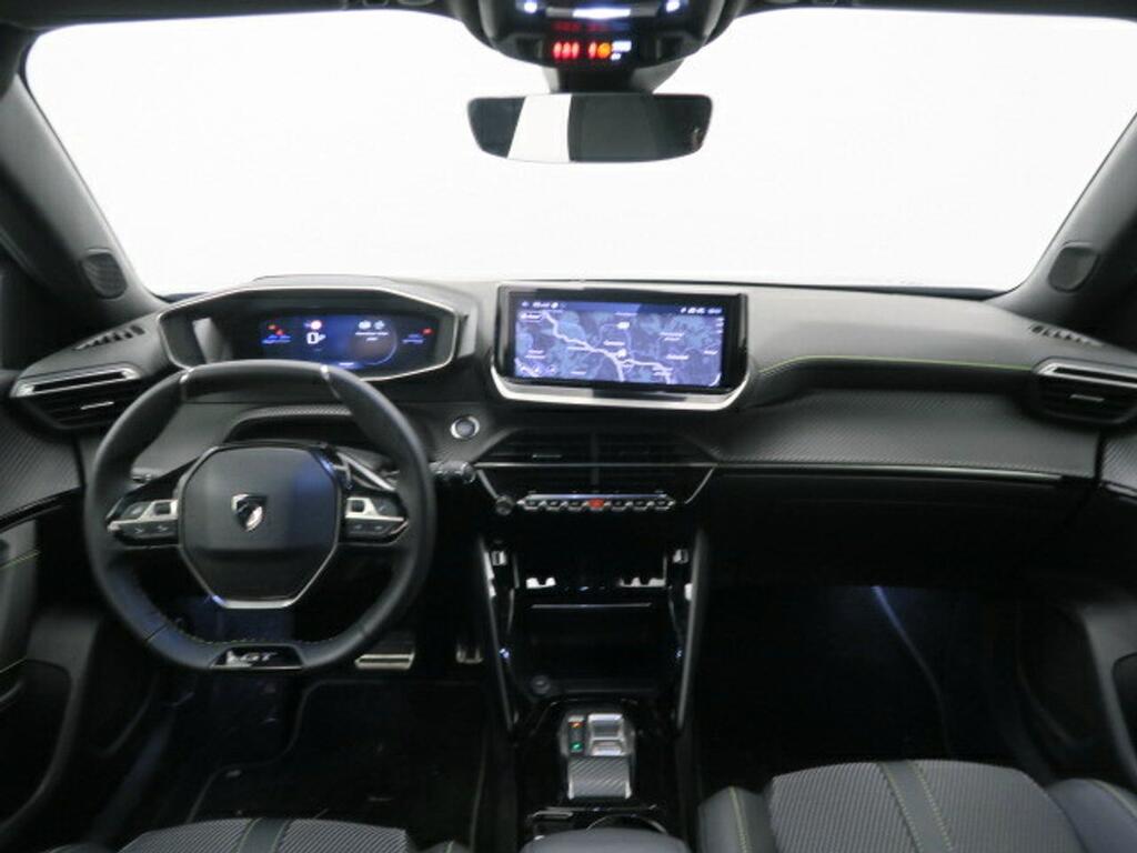 Peugeot 2008 Eléctrico GT 156 (115kW) 6