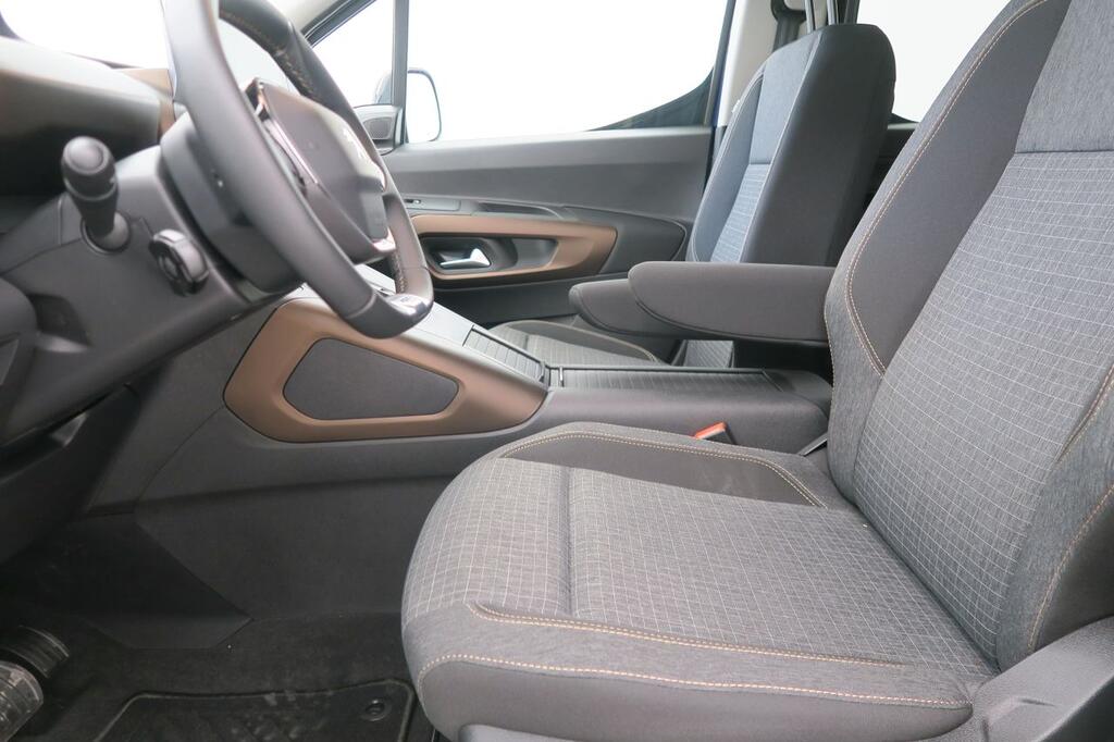 Peugeot Rifter e-Rifter GT Standard 100kW 13