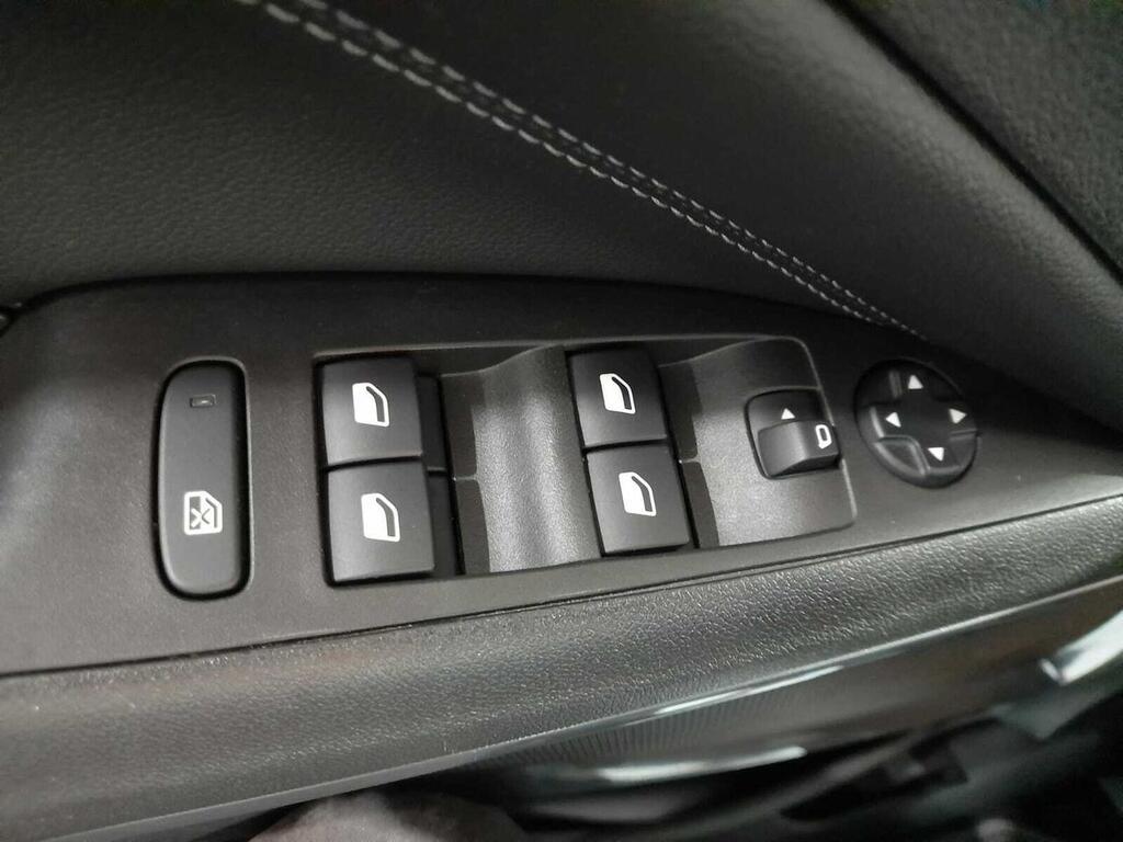 Opel CrossLand 1.2 81kW (110CV) Elegance Pack 18