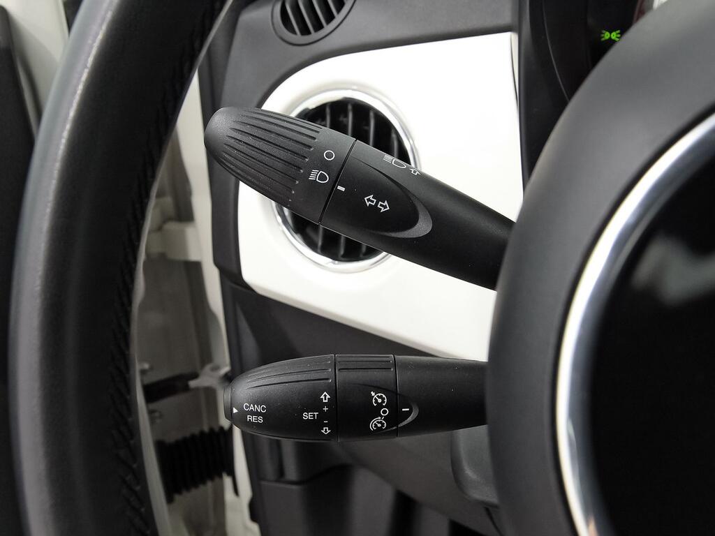 Fiat 500 Lounge 1.2 8v 51KW (69 CV) 15