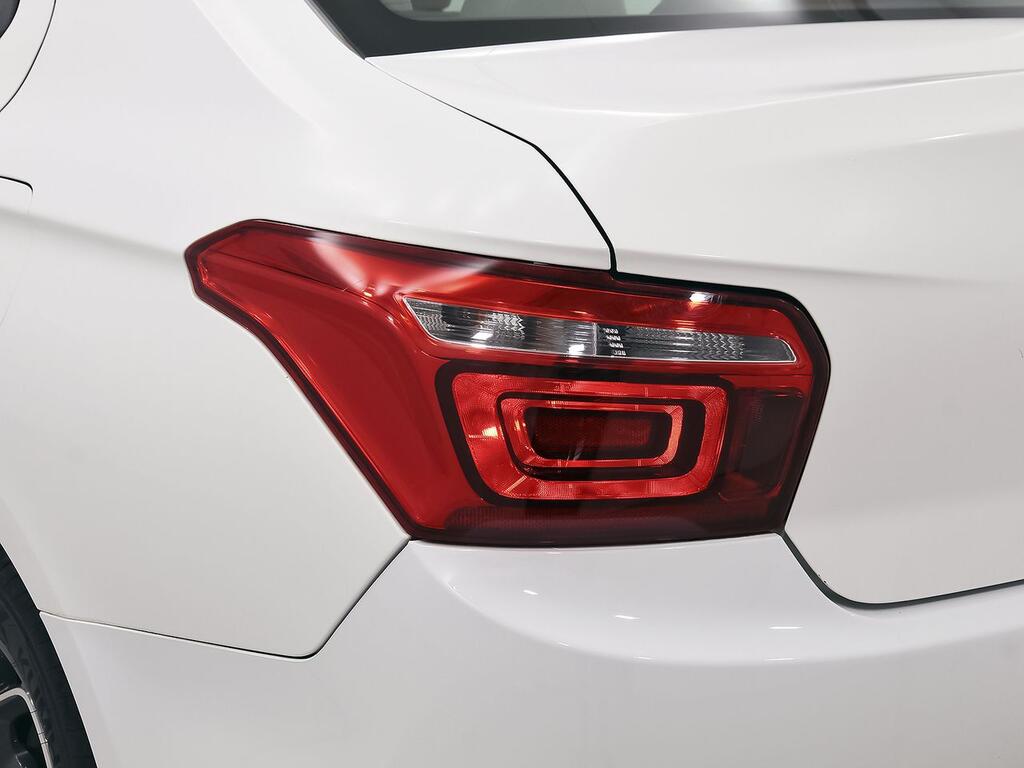 Citroën C-Elysée PureTech 60KW (82CV) Shine 27