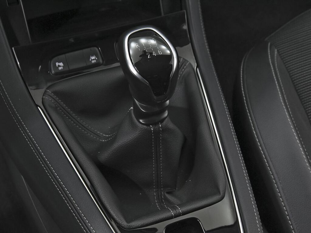 Opel Grandland 1.2 Turbo GS 28