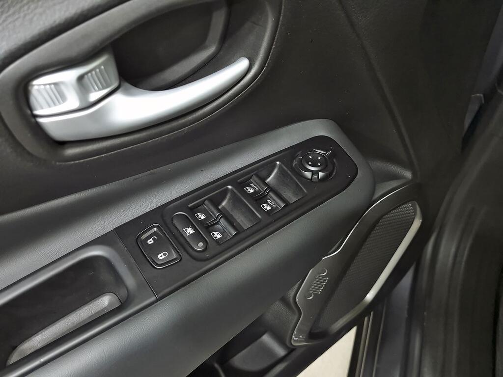 Jeep Renegade eHybrid 1.5 96kW(130CV) Limited ATX 11