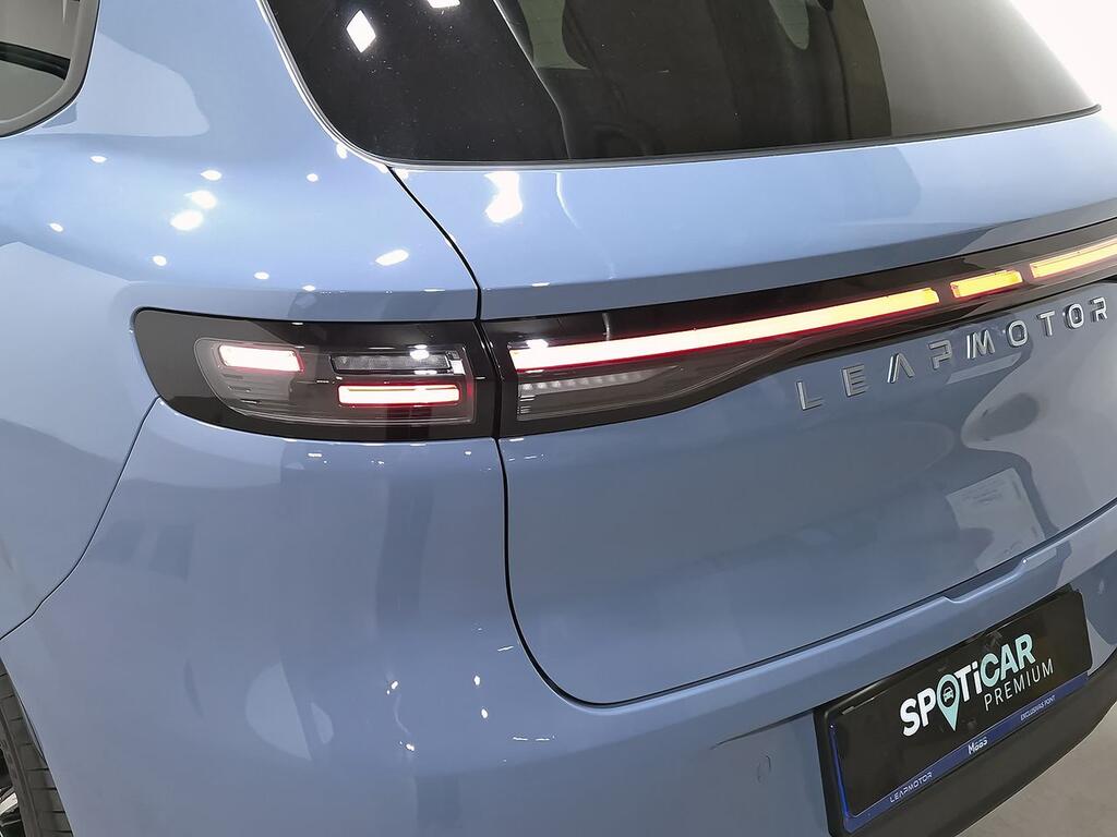 Leapmotor B10 B10 BEV 67.1kWh DesignProMax Auto 37