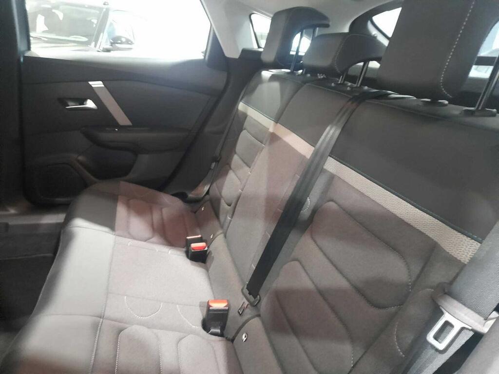 Citroën C4 PureTech 130 S&S EAT8 Plus 12