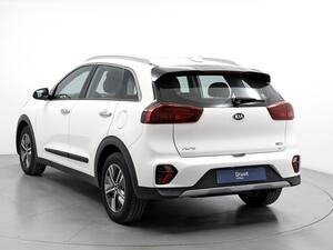 Kia Niro 1.6 GDi HEV 104kW (141CV) Drive