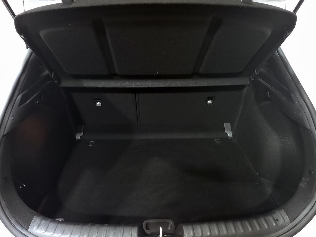 Kia XCeed 1.6 MHEV iMT Drive 100kW (136CV) 9