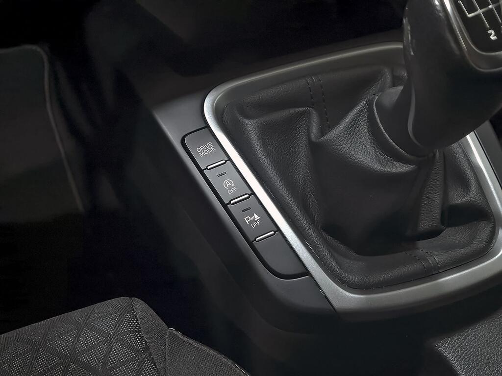 Kia XCeed 1.6 MHEV iMT Drive 100kW (136CV) 27