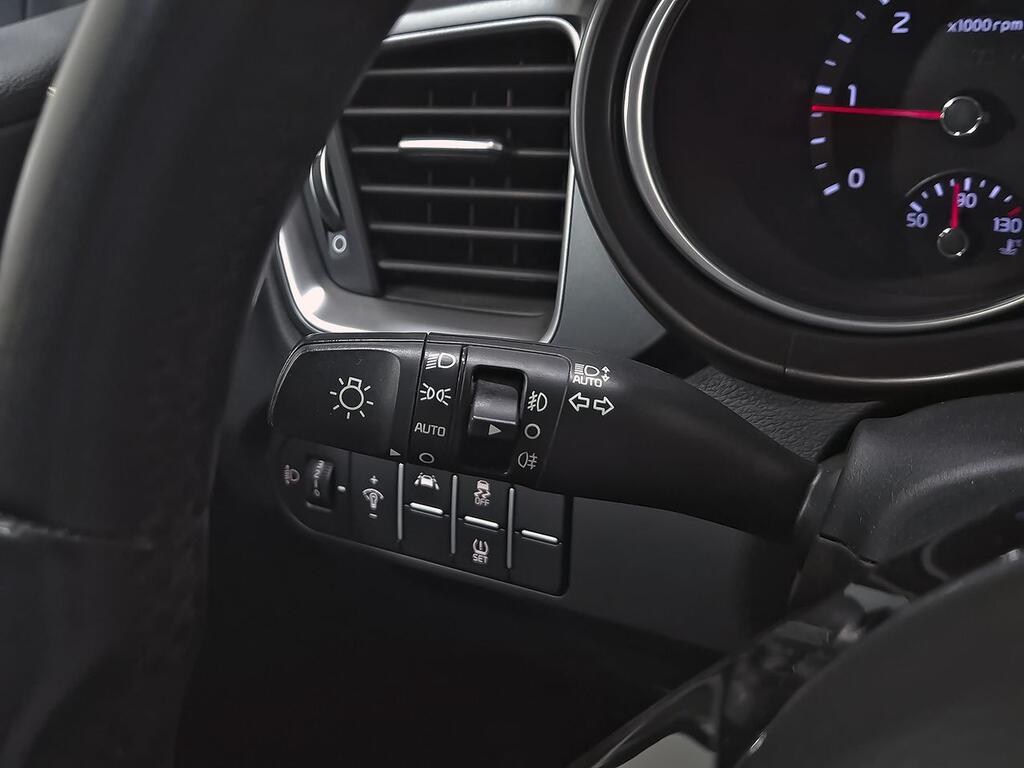 Kia XCeed 1.6 MHEV iMT Drive 100kW (136CV) 14