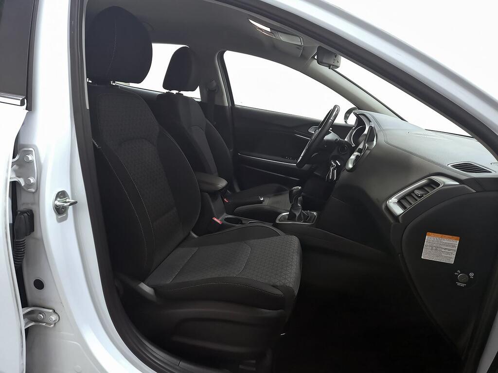 Kia XCeed 1.6 MHEV iMT Drive 100kW (136CV) 7