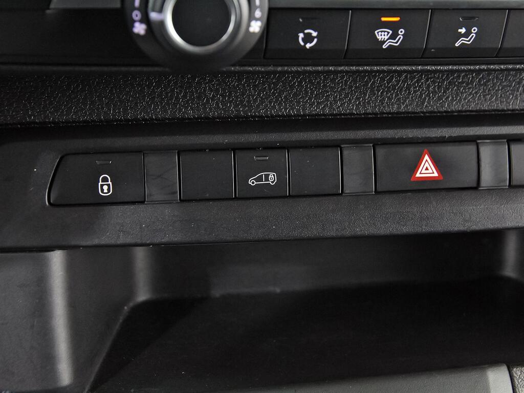 Peugeot Expert FURGON 1.5 BLUEHDI 100 S&S STANDARD PRO 4P 23