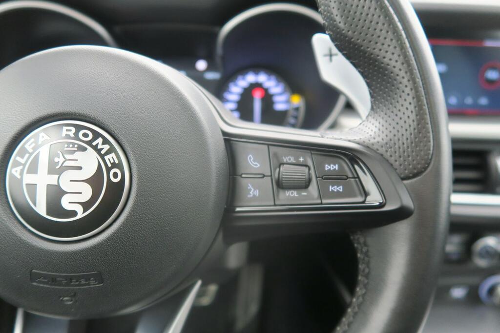 Alfa Romeo Stelvio VELOCE 2.0 280 CV Q4 4WD AUTO 5P 13
