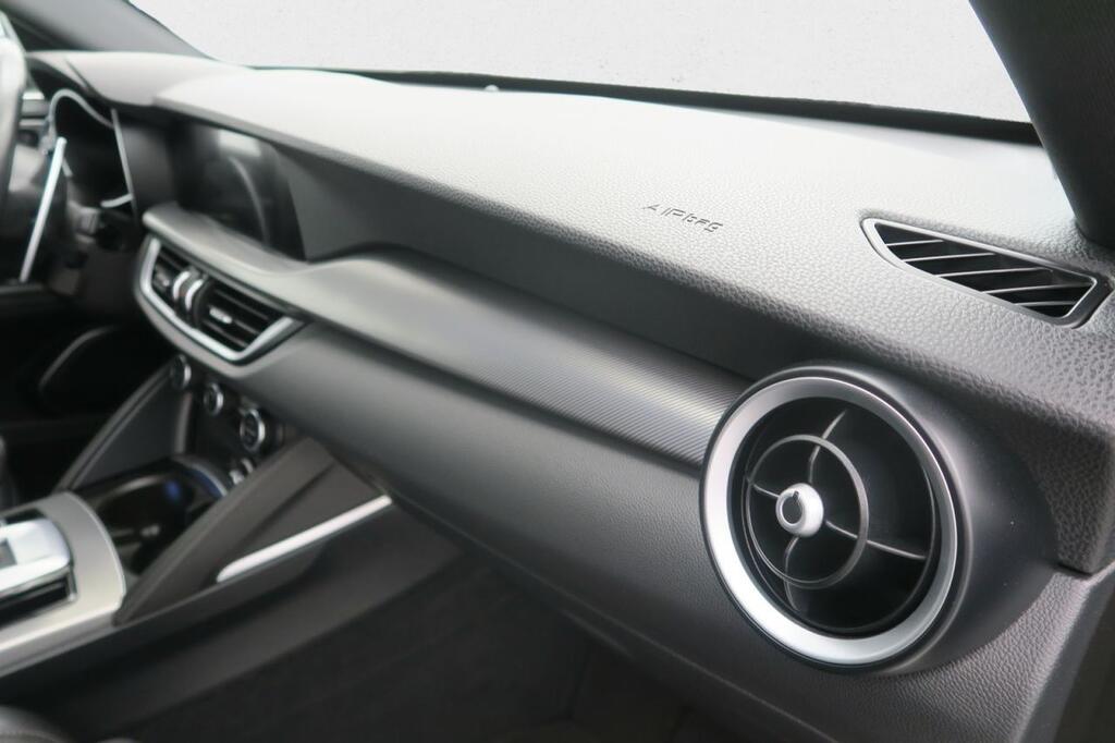 Alfa Romeo Stelvio VELOCE 2.2 D TURBO 210 CV AUTO 4WD 5P 16