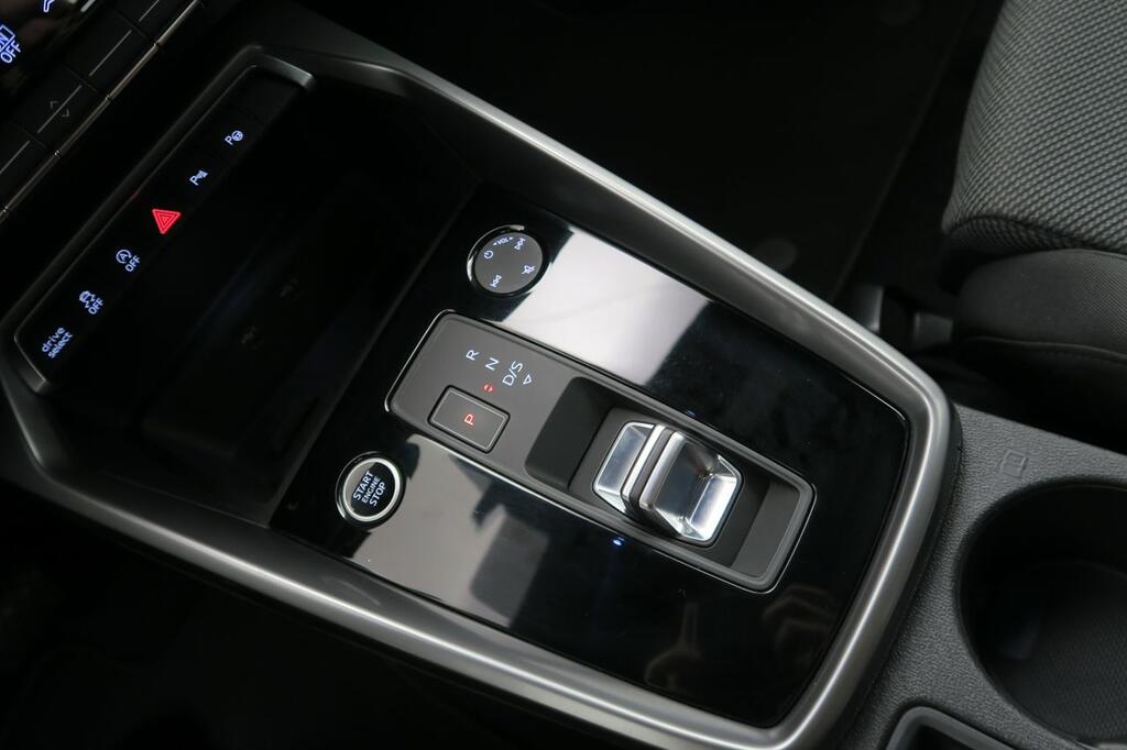 Audi A3 SPORTBACK GENUINE EDITION 35 2.0 TDI 150 CV S TRONIC 5P 11