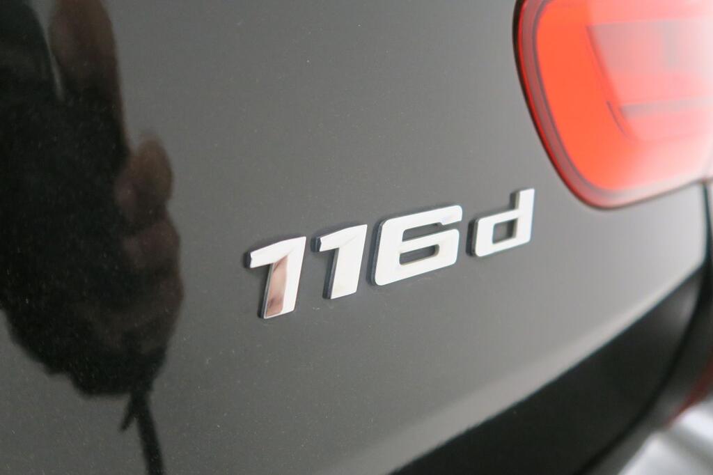 BMW Serie 1 116D 1.5 D 116 CV 5P 20