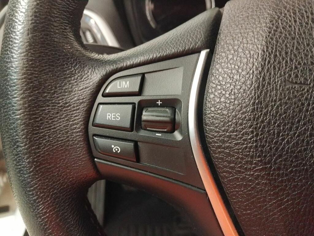 BMW Serie 1 116I 1.5 109 CV 5P 9