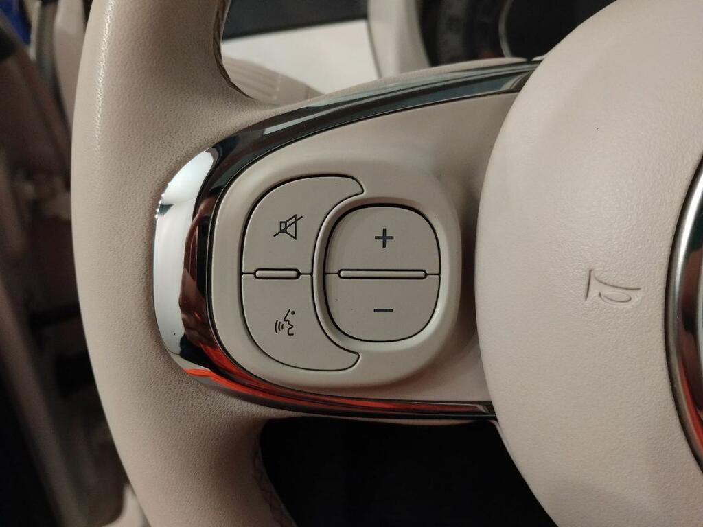 Fiat 500 DOLCEVITA 1.0 HYBRID 70CV 3P 9