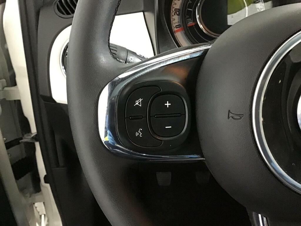 Fiat 500 DOLCEVITA 1.0 HYBRID 70CV 3P 9