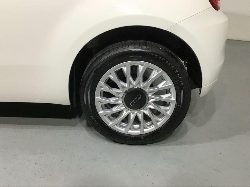 Fiat 500 DOLCEVITA 1.0 HYBRID 70CV 3P 23