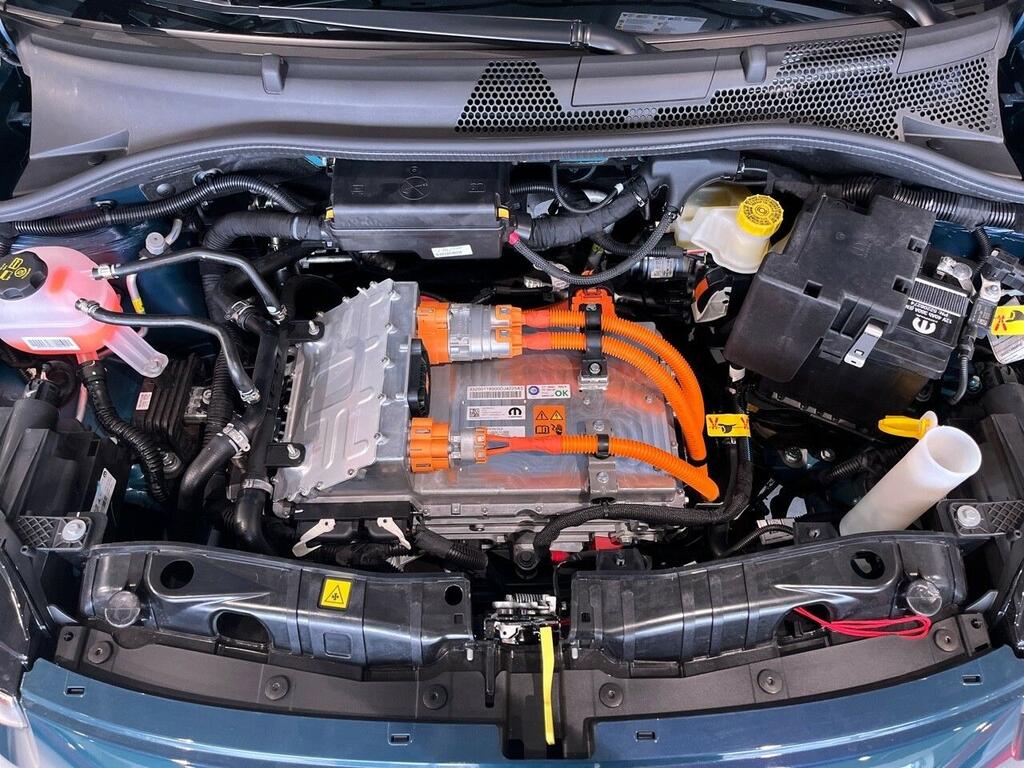 Fiat 500 E ICON BEV MY22 95 CV 3P 18