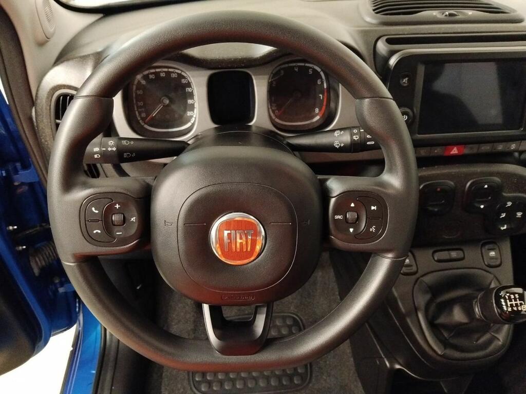 Fiat Panda CROSS 1.0 MHEV 70 CV 5P 7