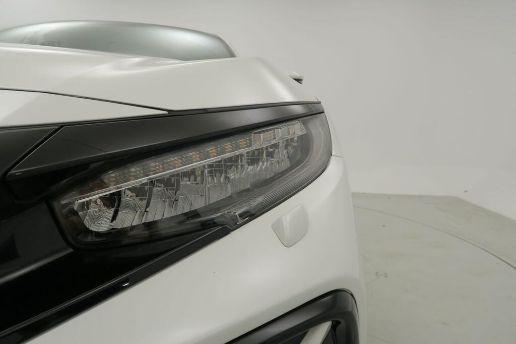 Honda Civic 5P 1.0VTEC TURBO ELEGANCE NAVI 23